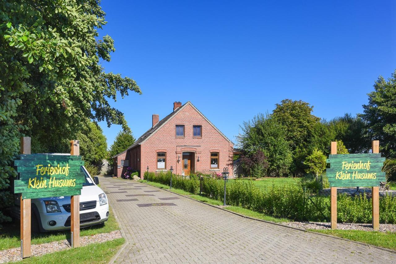 Ferienwohnungen Auf Dem Ferienhof Klein Husums Werdum Exterior photo