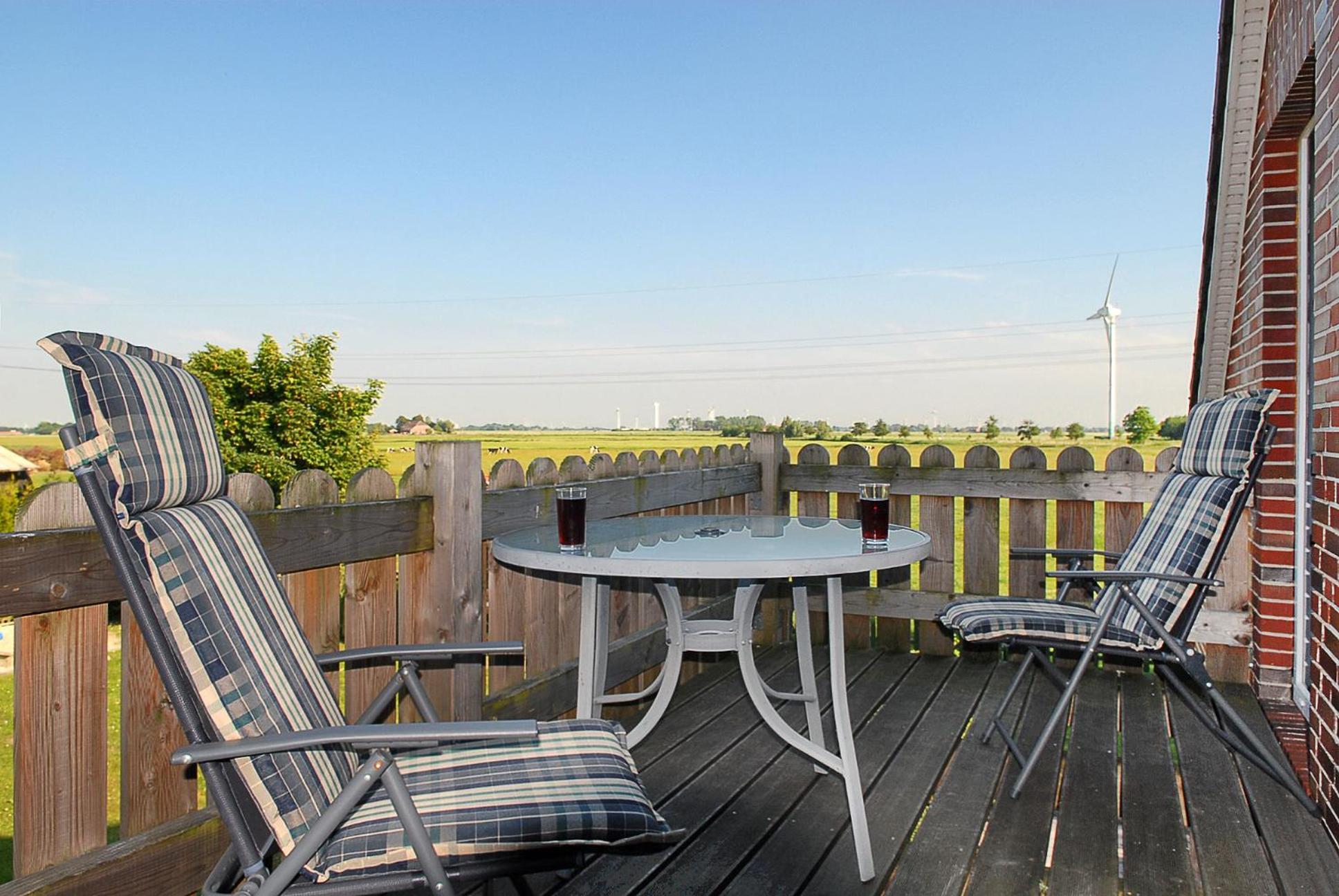Ferienwohnungen Auf Dem Ferienhof Klein Husums Werdum Exterior photo